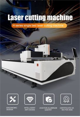 Automatische Zuführung Fiber Laser Cutter Arbeitstisch 1500*3000mm CNC Fiber Laser Schneidemaschine