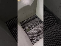 hölzerner Reißwolf